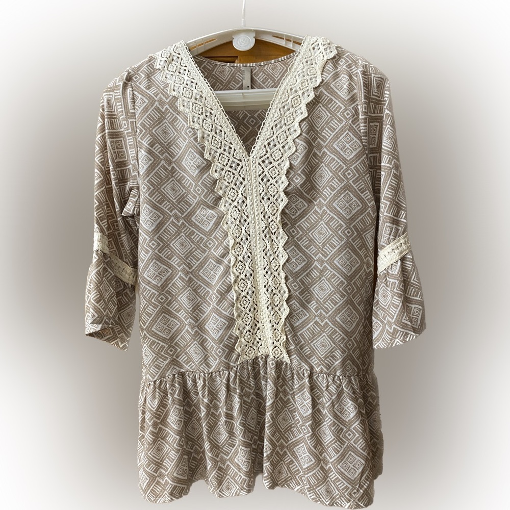 Boho Womens Baby Doll Style Top, Pairs great with skinny jeans or leggings